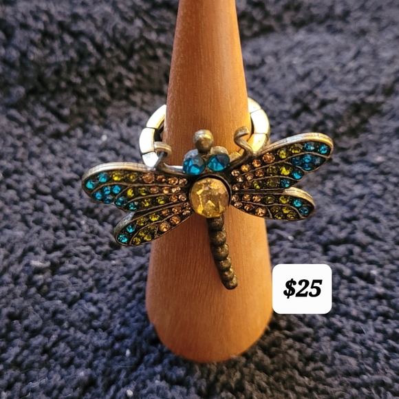 Vintage Dragonfly Stretch Ring - Picture 1 of 1